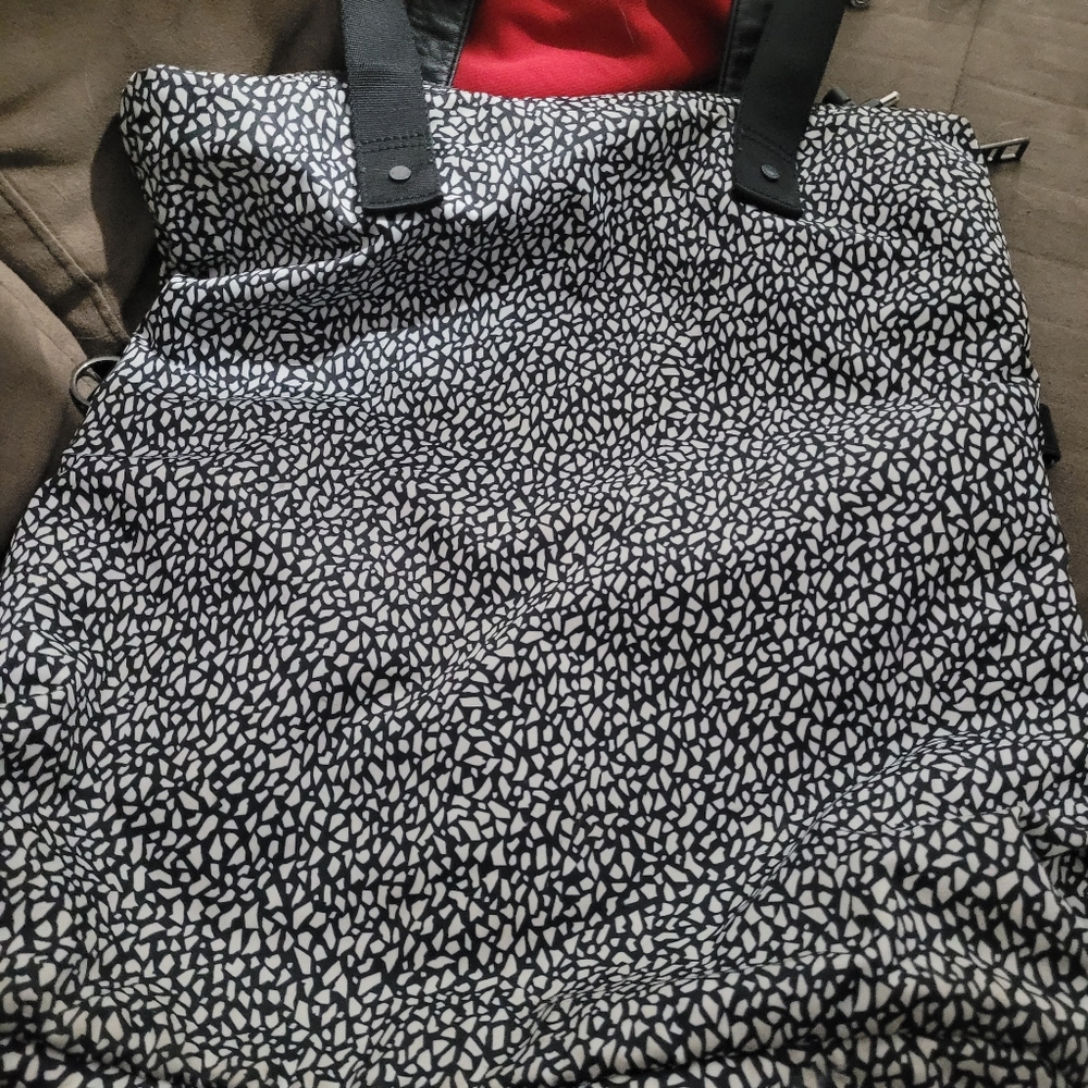 Lululemon bag